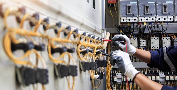 Professional Electrician technician working in Lake Park, GA